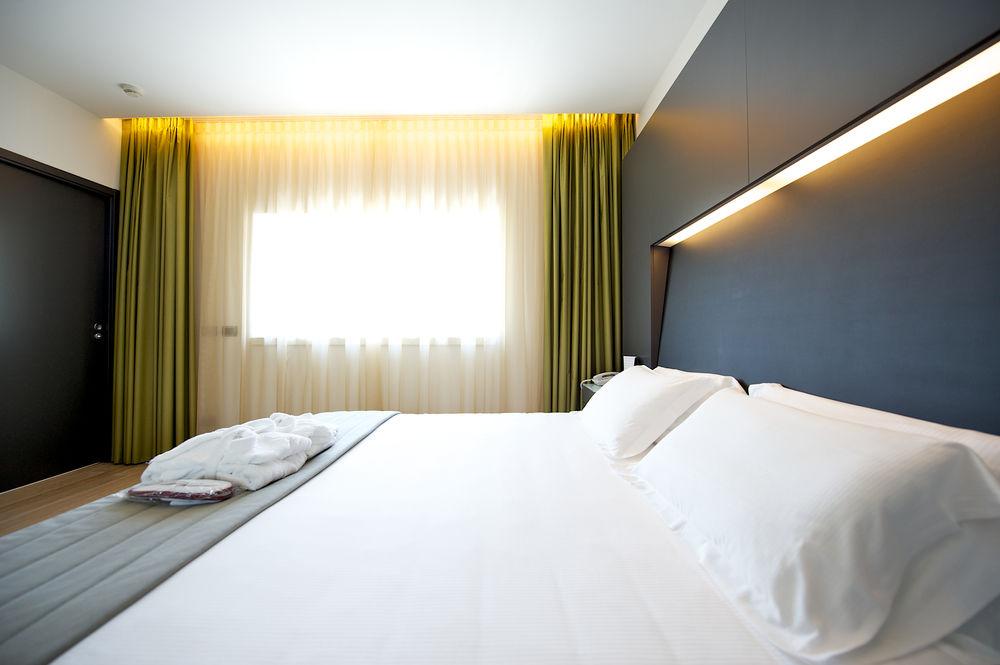 Mercure Nerocubo Rovereto Rovereto  Exteriör bild