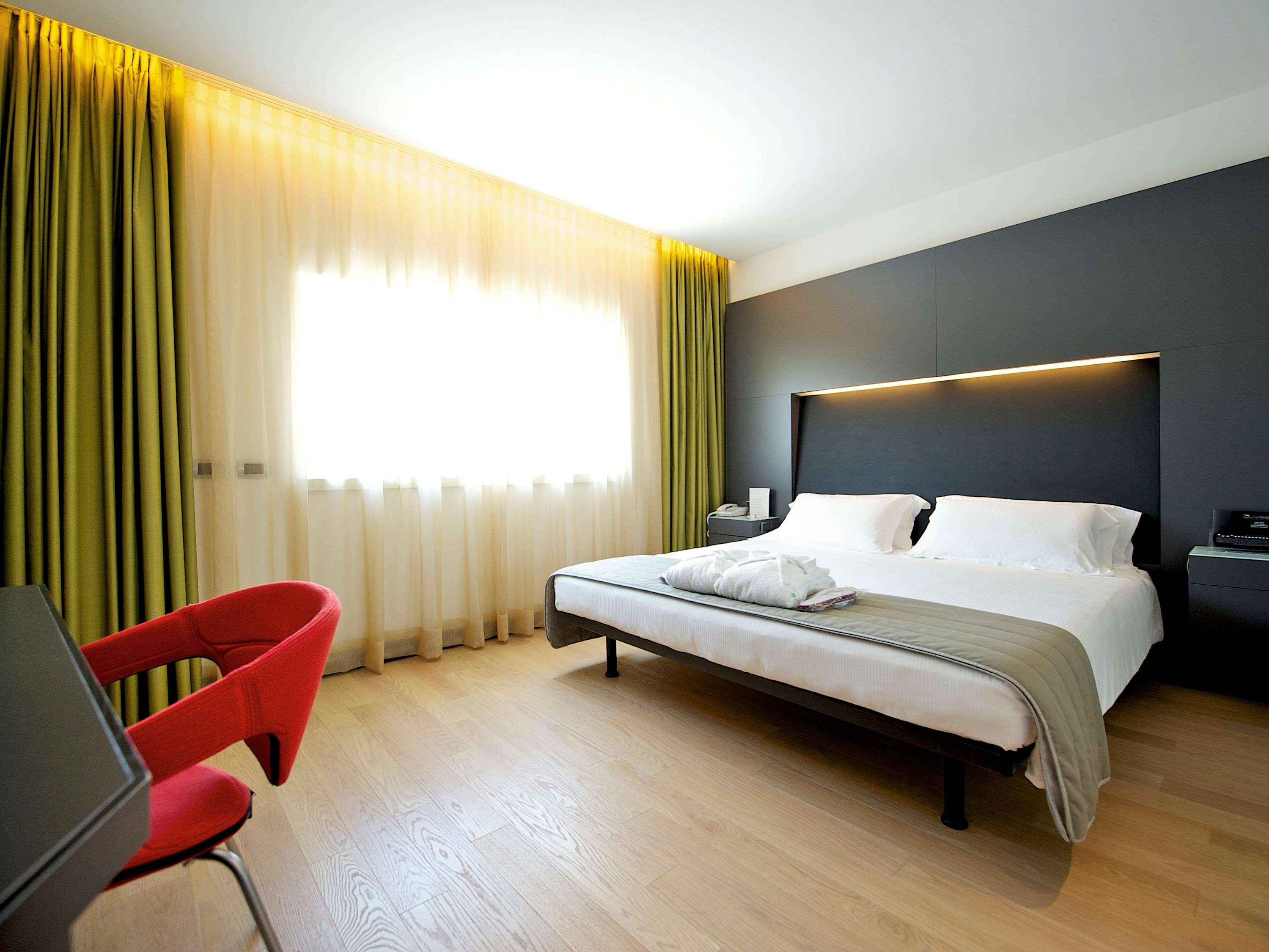 Mercure Nerocubo Rovereto Rovereto  Exteriör bild