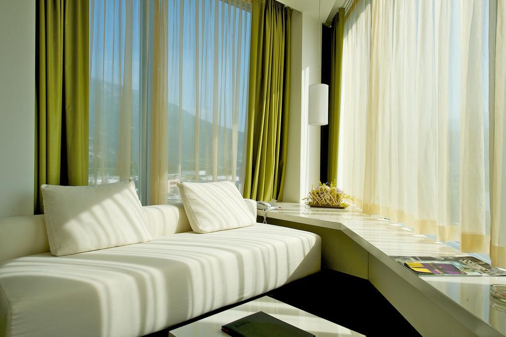 Mercure Nerocubo Rovereto Rovereto  Exteriör bild
